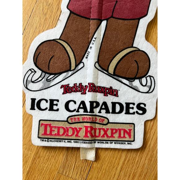 Vintage Teddy Ruxpin Ice Capades Pennant Banner Promotional 1985 - Picture 13 of 15